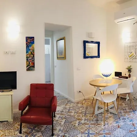 Apartment Elvira Flat,via Dante,near Lolli Station